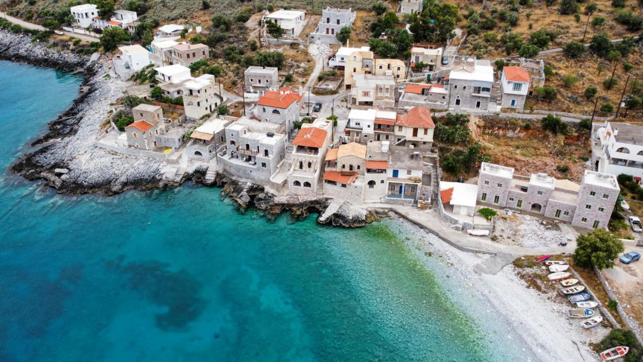 Arapis Rooms & Suites Agios Kiprianos Exterior foto