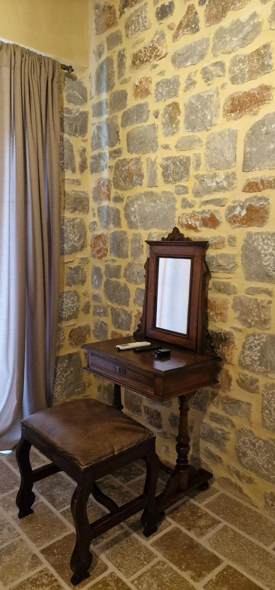 Arapis Rooms & Suites Agios Kiprianos Exterior foto